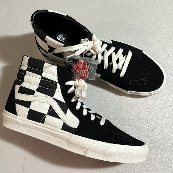 VANS | Sk8-Hi Oversized Checkerboard in Black/Marshmallow - Picture 2 of 6